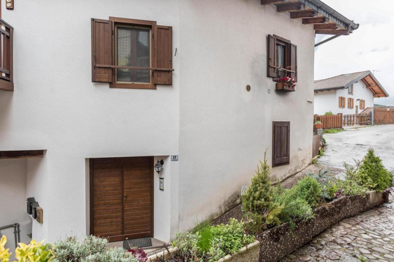 Loft Della Perpetua Di Casa Bernardi, Fuga Romantica Petfriendly Montagnaga  Exterior foto